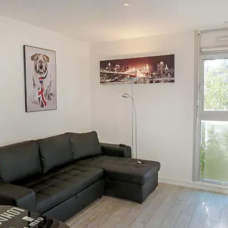 Apartament Paitou-1 *